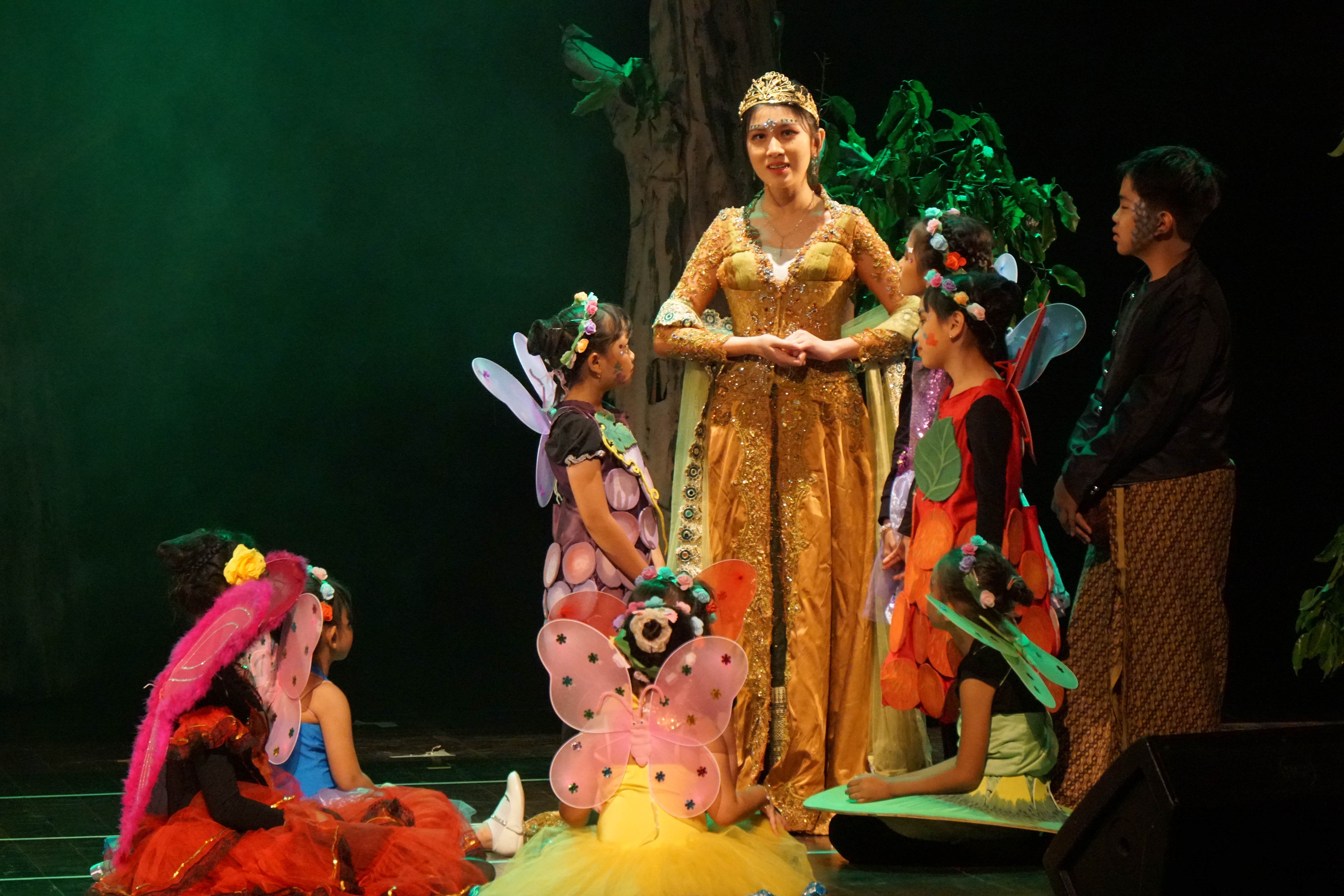 Odoo • Image and Text